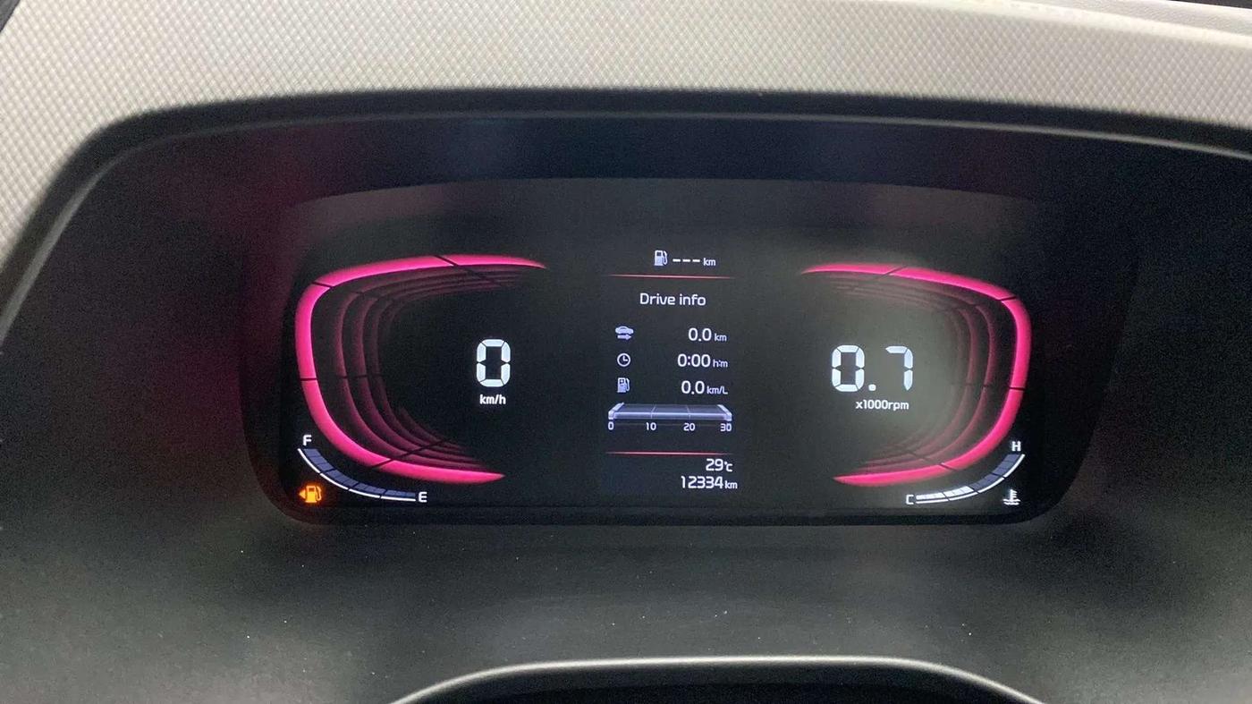 2022 KIA CARENS PRESTIGE PLUS 1.4 PETROL 7 STR, Petrol, Manual, 12,500 km, Odometer Image