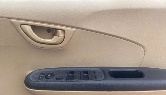 2015 Honda Brio S MT, Petrol, Manual, 45,536 km, Driver Side Door Panels Control