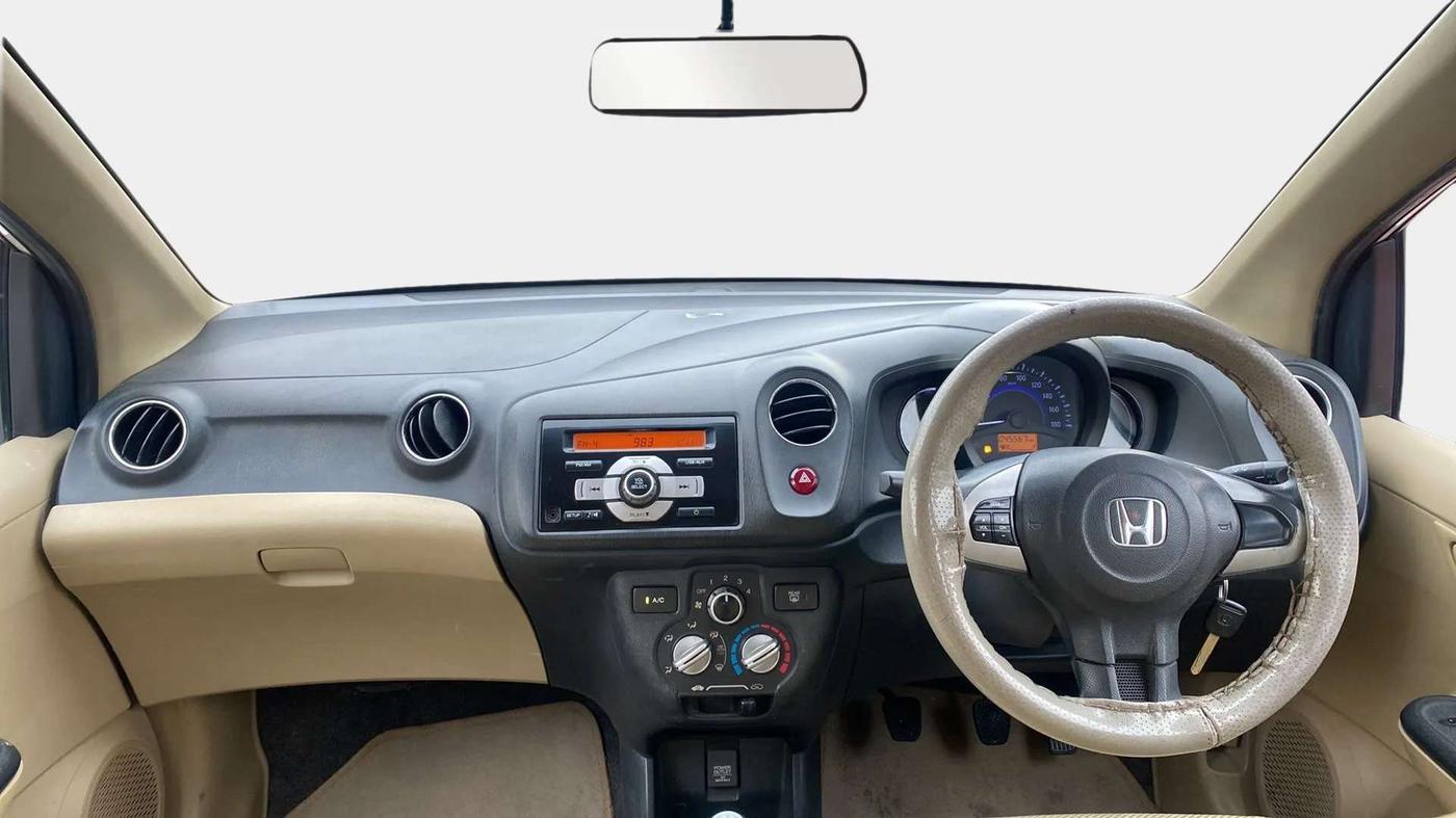 2015 Honda Brio S MT, Petrol, Manual, 45,536 km, Dashboard