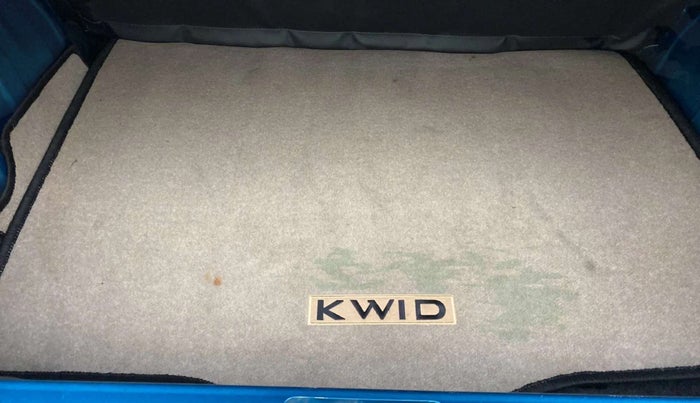 2020 Renault Kwid RXT 1.0 (O), Petrol, Manual, 30,759 km, Boot Inside