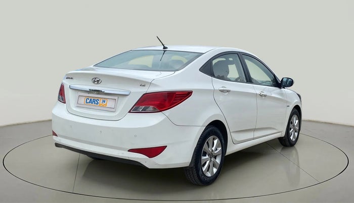 2015 Hyundai Verna FLUIDIC 4S 1.6 VTVT S, Petrol, Manual, 57,973 km, Right Back Diagonal