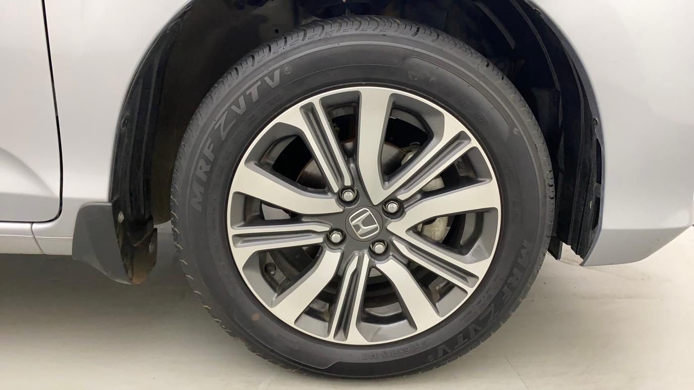 2023 Honda Amaze 1.2L I-VTEC VX, Petrol, Manual, 8,451 km, Right Front Wheel