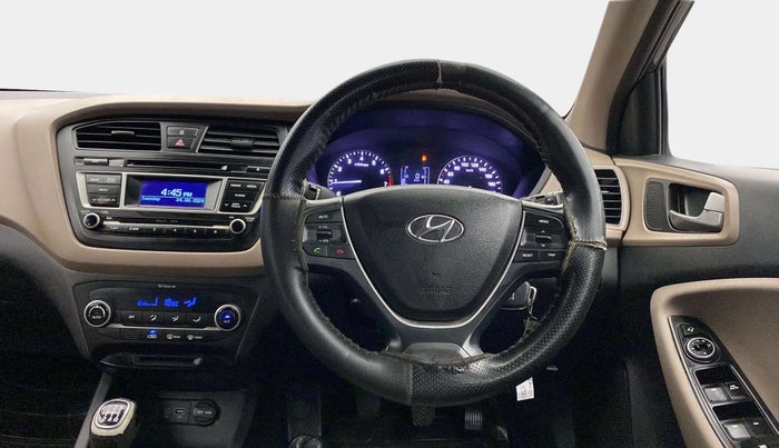 2015 Hyundai Elite i20 SPORTZ 1.2, Petrol, Manual, 1,06,164 km, Steering Wheel Close Up