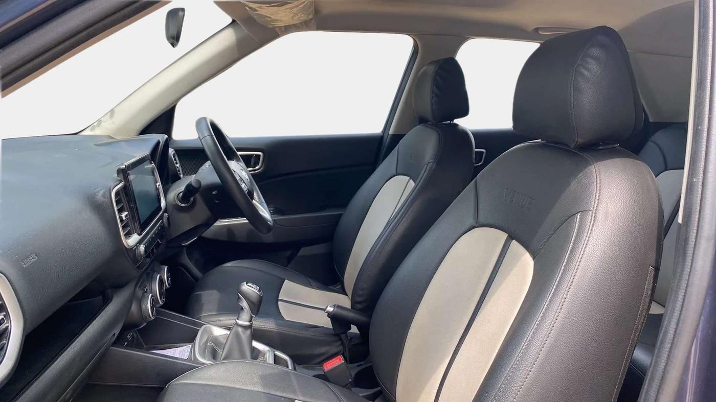 2021 Hyundai VENUE SX 1.0 TURBO, Petrol, Manual, 22,735 km, Right Side Front Door Cabin