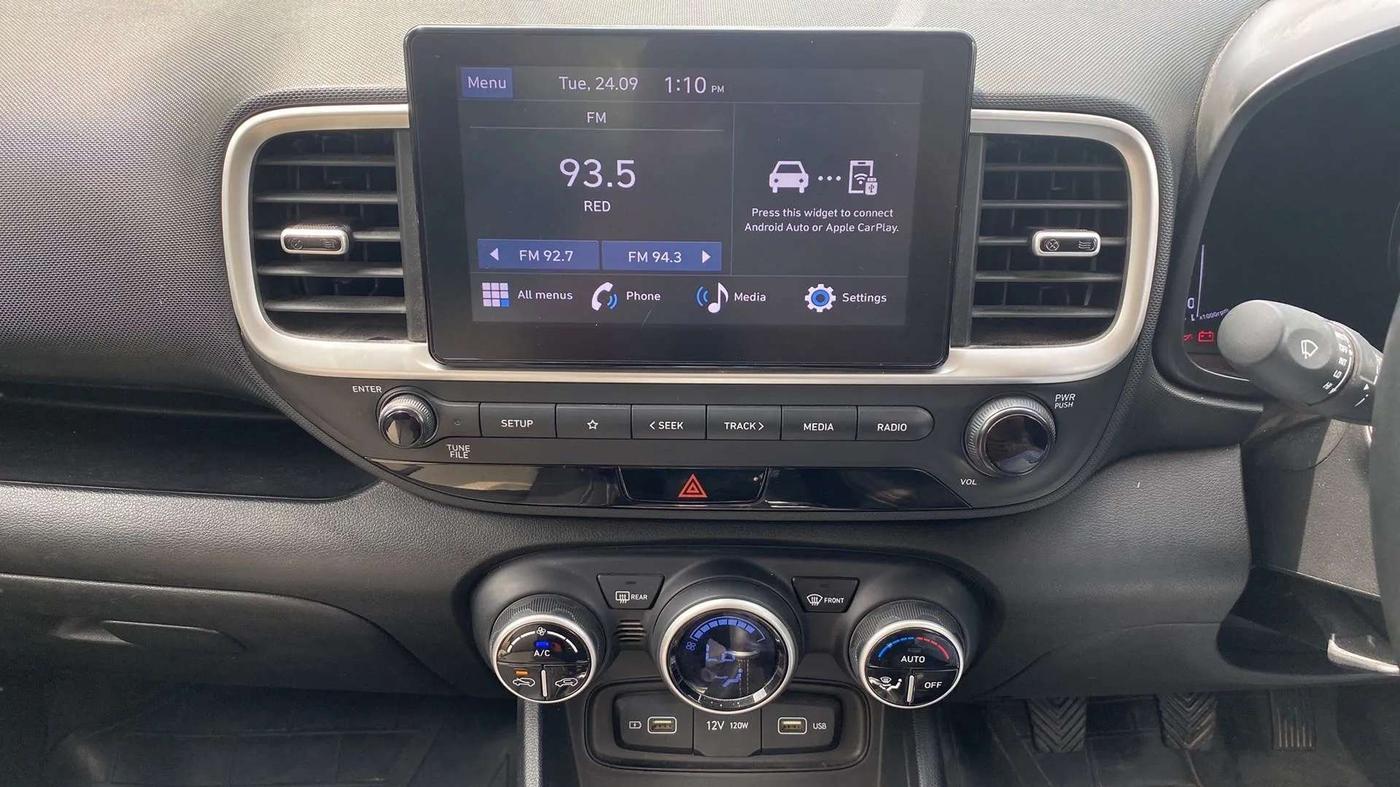 2021 Hyundai VENUE SX 1.0 TURBO, Petrol, Manual, 22,735 km, Air Conditioner