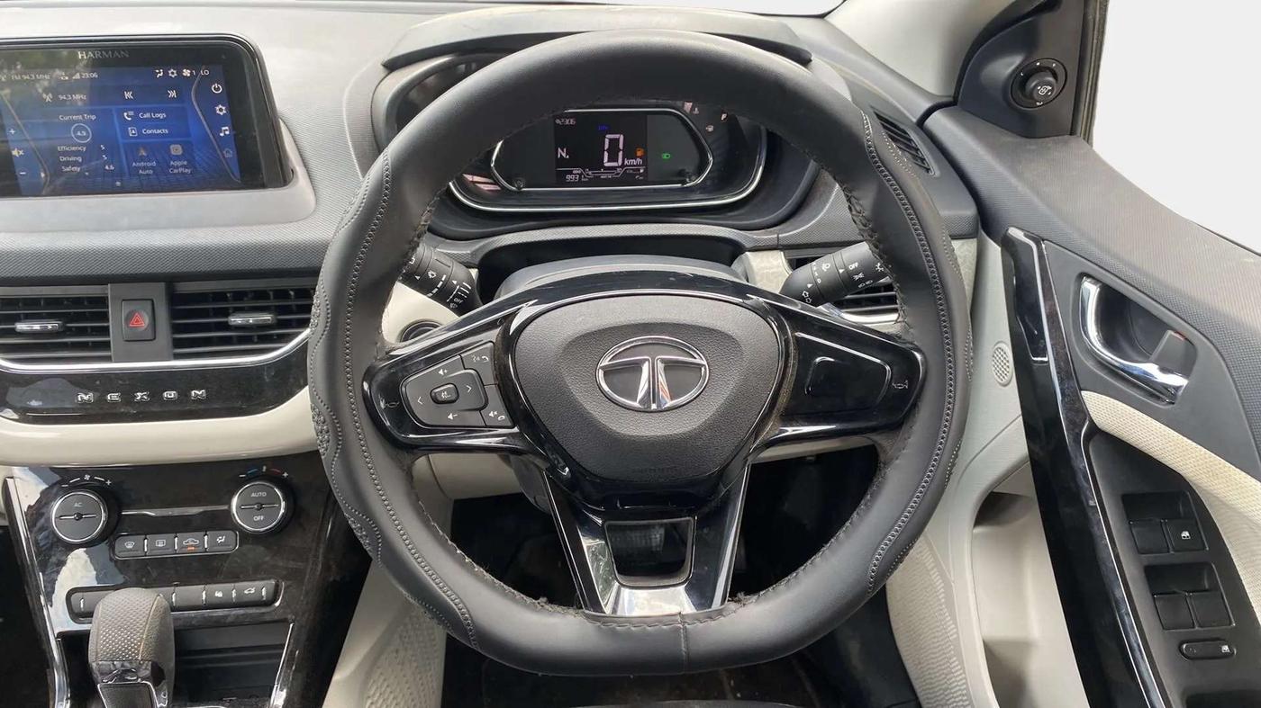 2022 Tata NEXON XZA PLUS PETROL, Petrol, Automatic, 9,889 km, Steering Wheel Close Up
