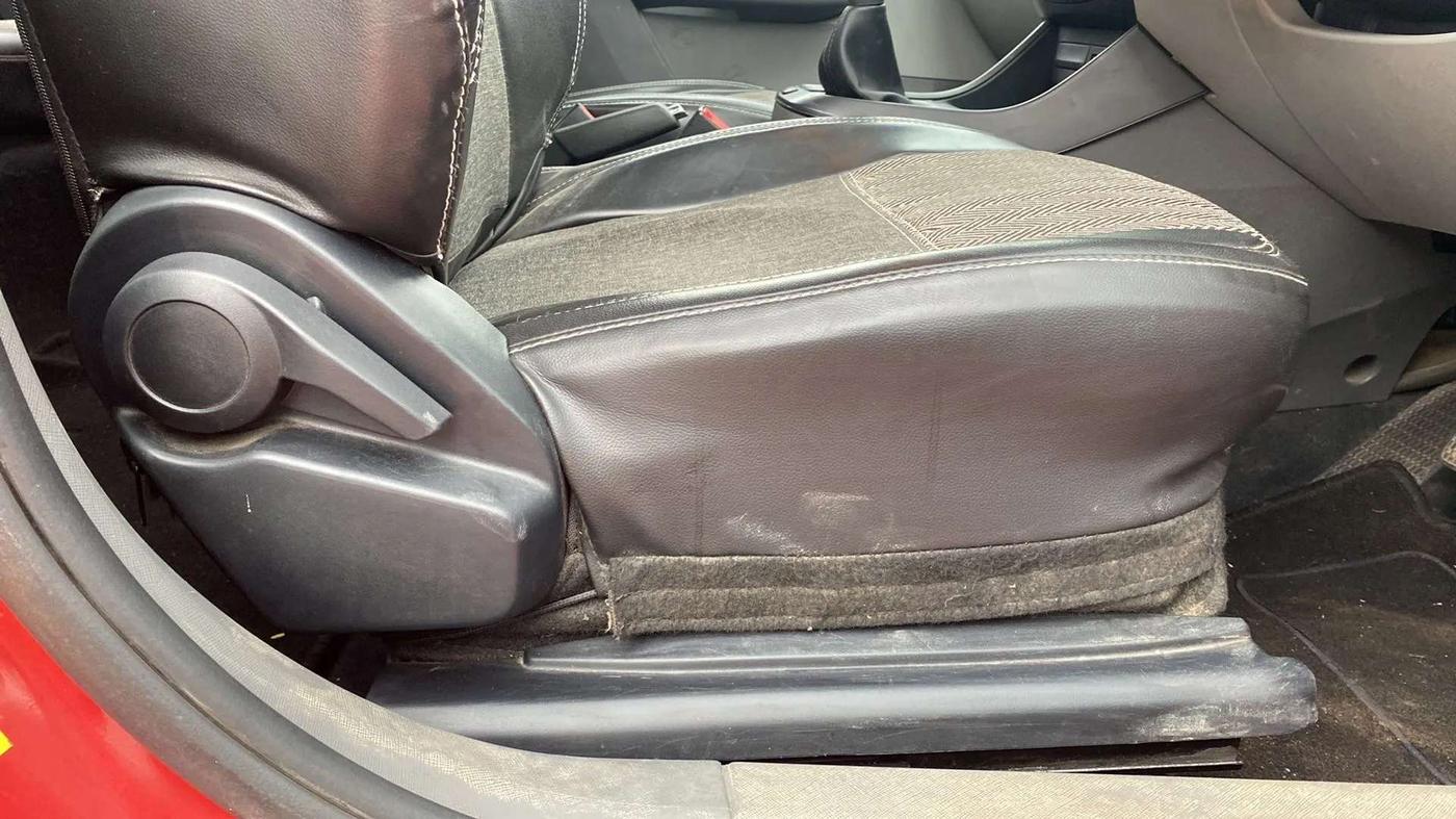 2020 Tata ALTROZ XT PETROL, Petrol, Manual, 32,209 km, Driver Side Adjustment Panel