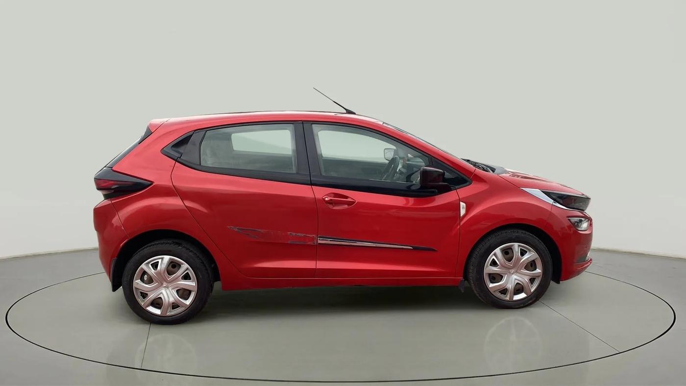 2020 Tata ALTROZ XT PETROL, Petrol, Manual, 32,209 km, Right Side View