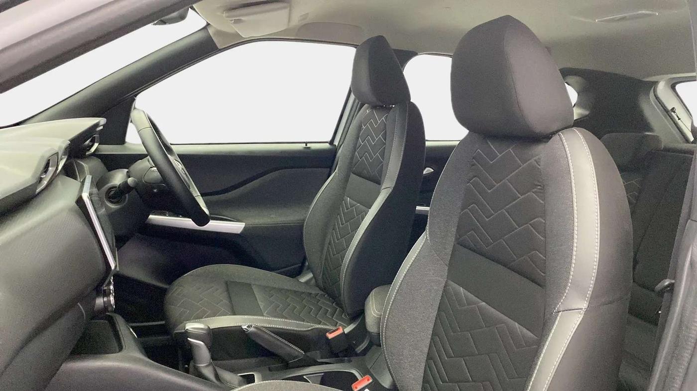 2022 Nissan MAGNITE XV PREMIUM TURBO CVT, Petrol, Automatic, 16,261 km, Right Side Front Door Cabin