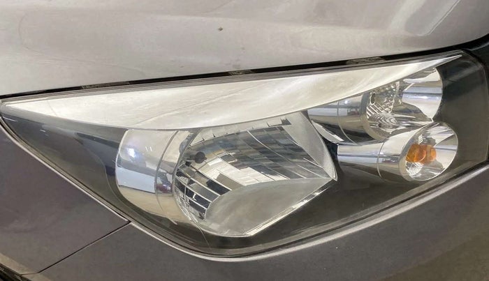 2017 Maruti Celerio ZXI, Petrol, Manual, 19,512 km, Right headlight - Minor scratches