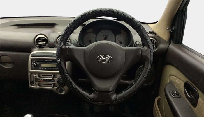 2013 Hyundai Santro Xing GLS, Petrol, Manual, 61,571 km, Steering Wheel Close Up