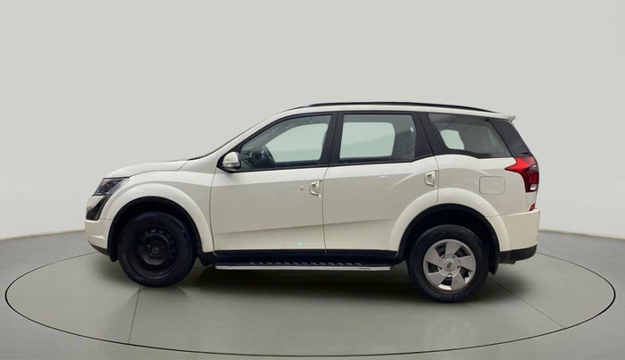 2020 Mahindra XUV500 W7, Diesel, Manual, 30,941 km, Left Side