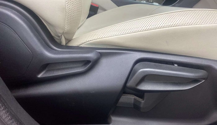 2023 Tata NEXON XZA PLUS DIESEL (L), Diesel, Automatic, 25,005 km, Driver Side Adjustment Panel