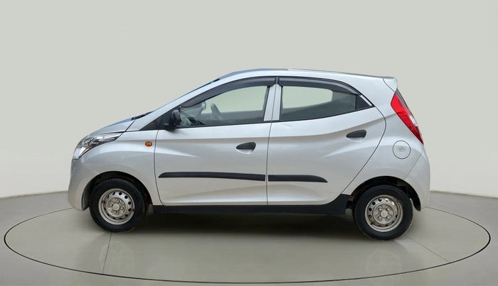 2017 Hyundai Eon ERA +, Petrol, Manual, 32,907 km, Left Side