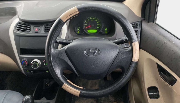 2017 Hyundai Eon ERA +, Petrol, Manual, 32,907 km, Steering Wheel Close Up