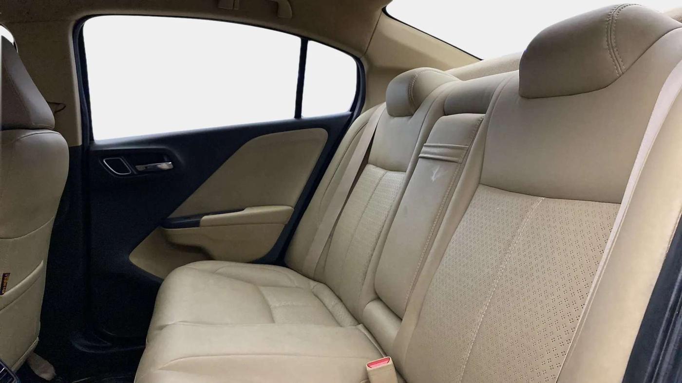 2018 Honda City 1.5L I-VTE V CVT, Petrol, Automatic, 62,516 km, Right Side Rear Door Cabin