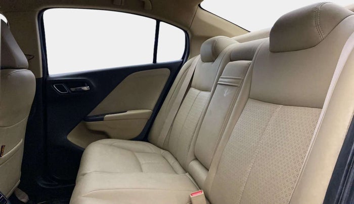 2018 Honda City 1.5L I-VTE V CVT, Petrol, Automatic, 62,516 km, Right Side Rear Door Cabin