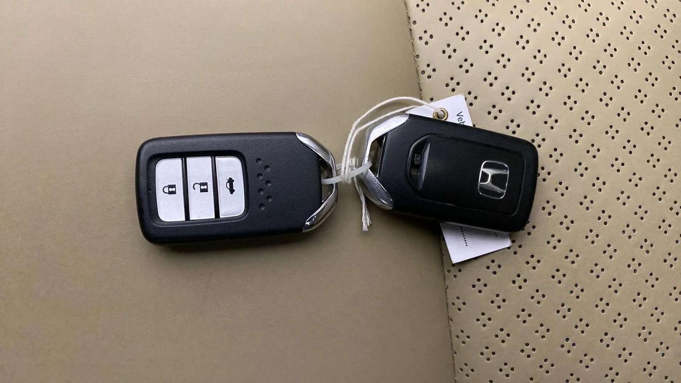 2018 Honda City 1.5L I-VTE V CVT, Petrol, Automatic, 62,516 km, Key Close Up