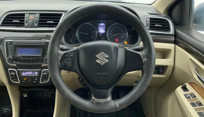 2017 Maruti Ciaz VDI+ SHVS, Diesel, Manual, 51,247 km, Steering Wheel Close Up