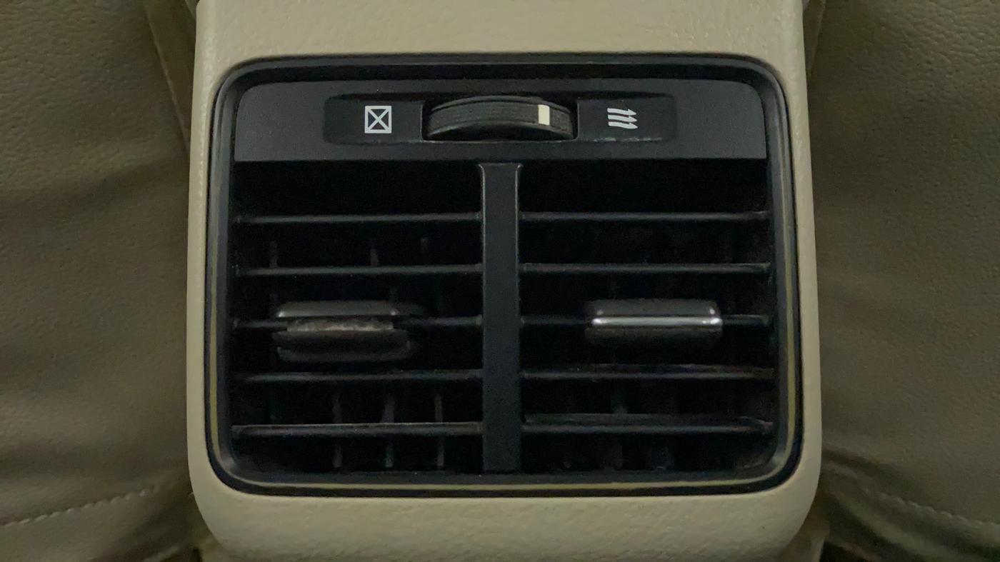 2017 Maruti Ciaz VDI+ SHVS, Diesel, Manual, 51,247 km, Rear AC Vents