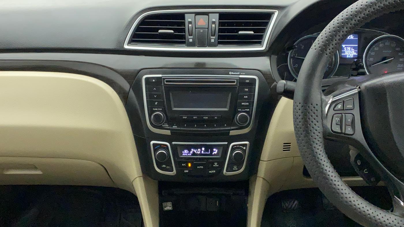 2017 Maruti Ciaz VDI+ SHVS, Diesel, Manual, 51,247 km, Air Conditioner