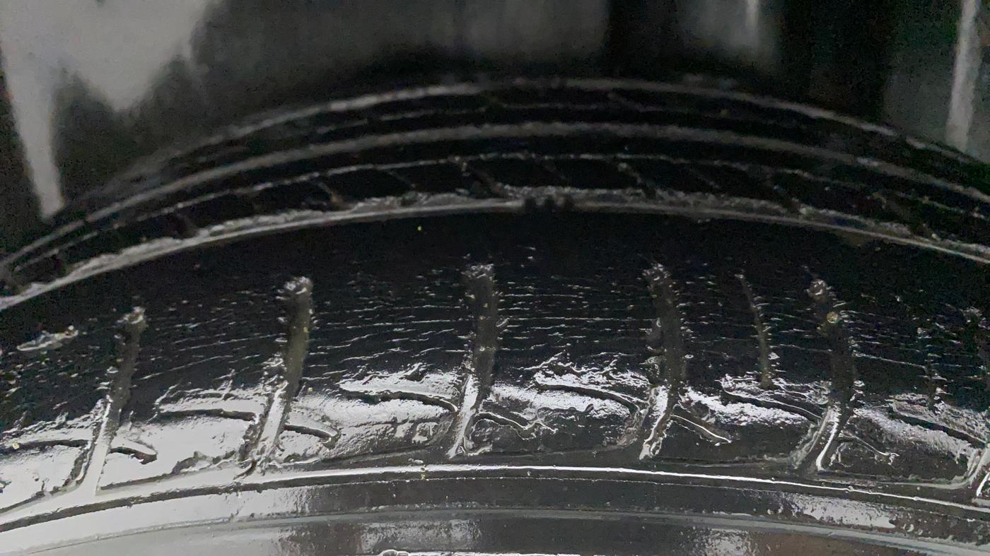 2017 Maruti Ciaz VDI+ SHVS, Diesel, Manual, 51,247 km, Left Rear Tyre Tread