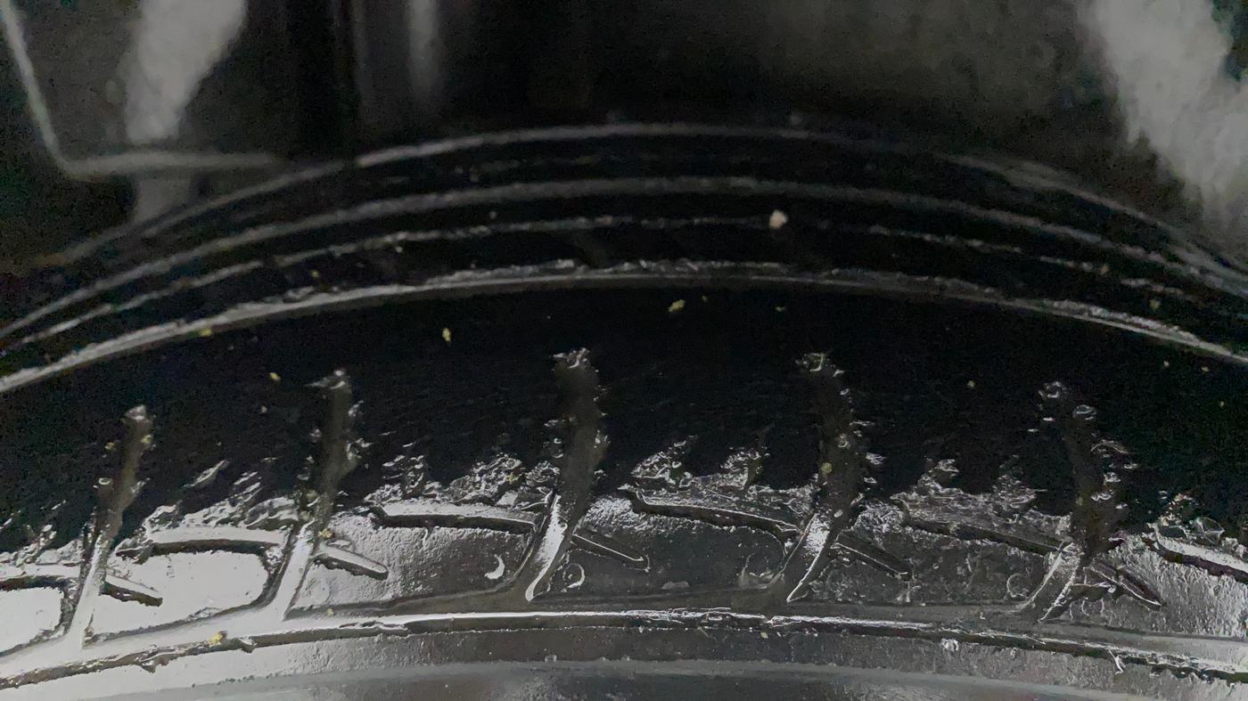 2017 Maruti Ciaz VDI+ SHVS, Diesel, Manual, 51,247 km, Right Rear Tyre Tread