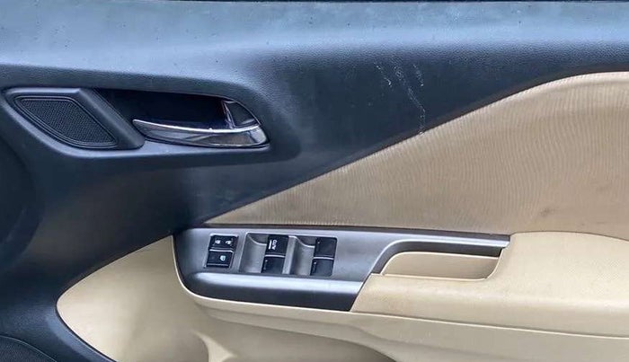 2015 Honda City 1.5L I-VTEC V MT, Petrol, Manual, 73,597 km, Driver Side Door Panels Control