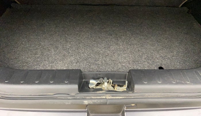 2022 Maruti Alto VXI, Petrol, Manual, 33,271 km, Boot Inside