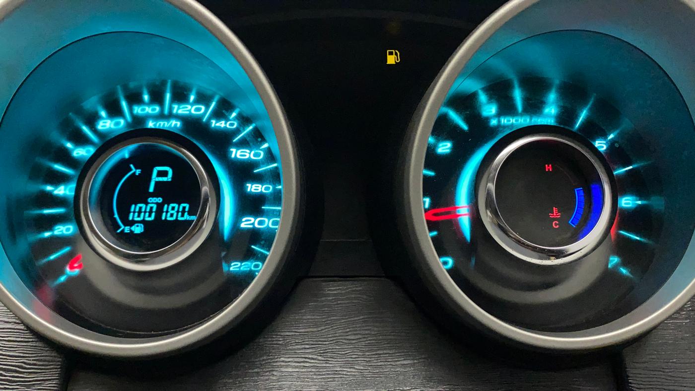 2018 Mahindra XUV500 W10 AT, Diesel, Automatic, 1,00,457 km, Odometer Image