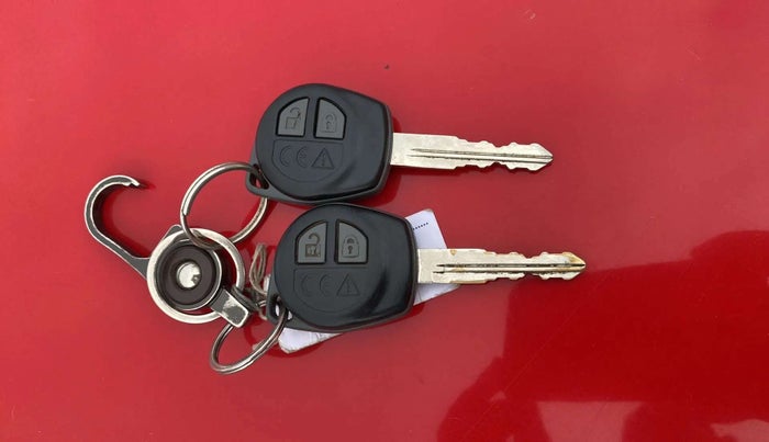 2019 Maruti Swift VXI, Petrol, Manual, 34,696 km, Key Close Up