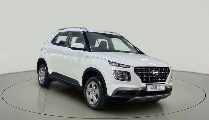 2022 Hyundai VENUE S 1.2, Petrol, Manual, 22,589 km, Right Front Diagonal