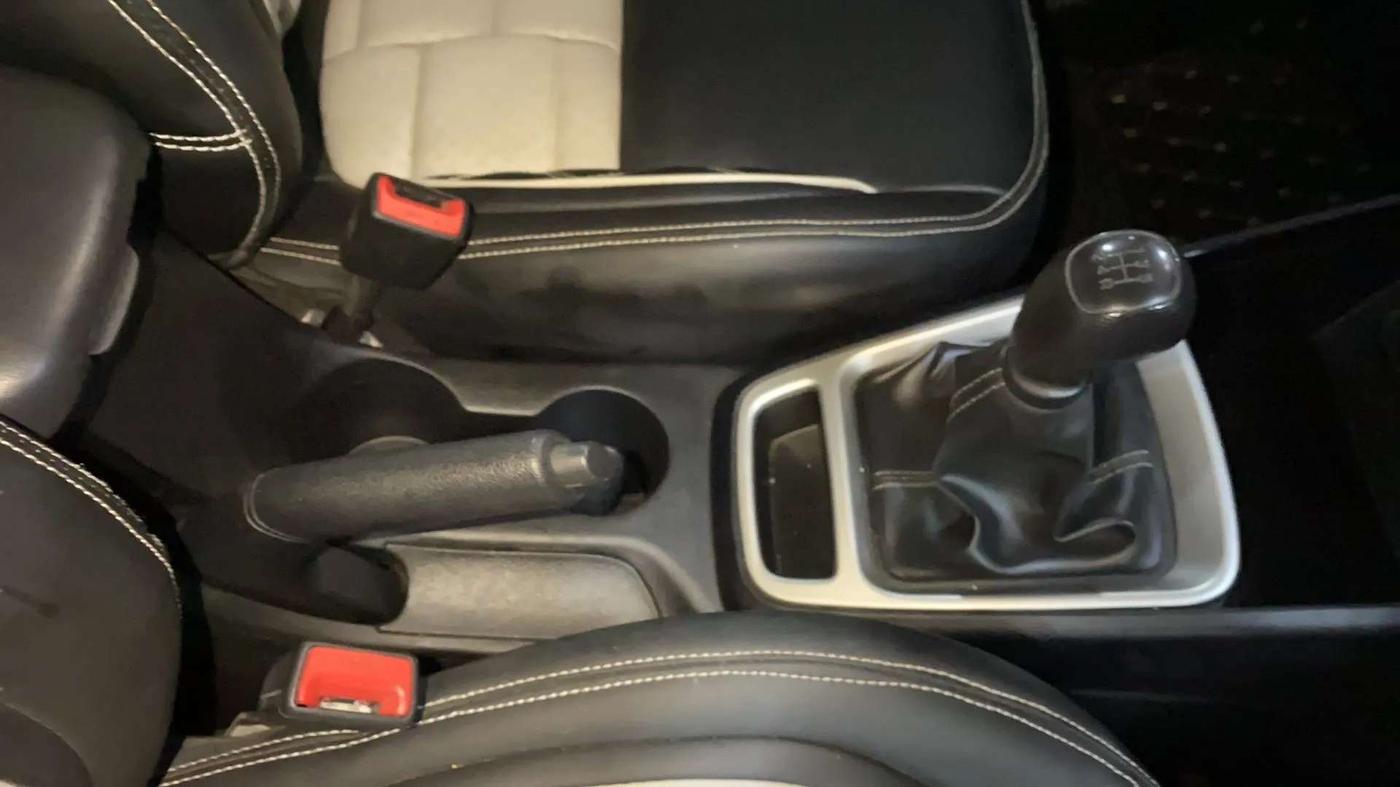 2022 Hyundai VENUE S 1.2, Petrol, Manual, 22,589 km, Gear Lever