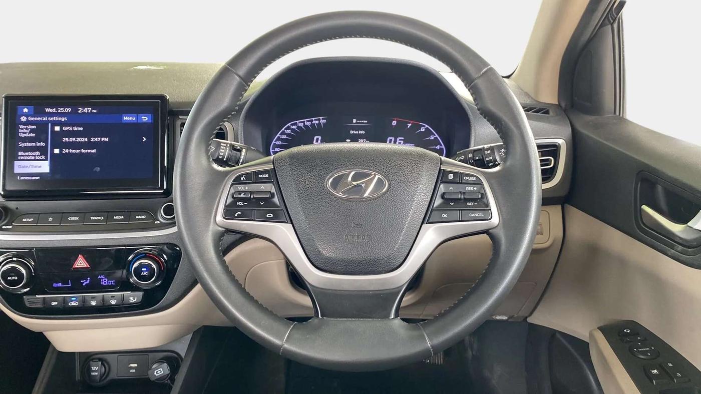 2020 Hyundai Verna SX 1.5 VTVT, Petrol, Manual, 73,762 km, Steering Wheel Close Up