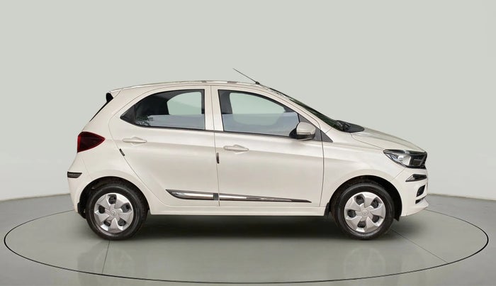 2021 Tata Tiago XT PETROL, Petrol, Manual, 30,082 km, Right Side View