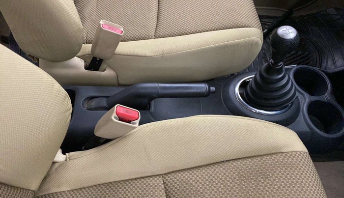 2013 Honda Brio V MT, Petrol, Manual, 60,678 km, Gear Lever