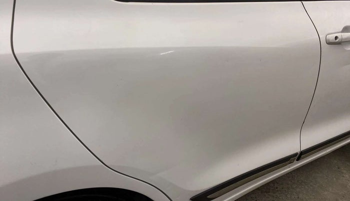 2021 Maruti Swift VXI, Petrol, Manual, 48,419 km, Right rear door - Slightly dented