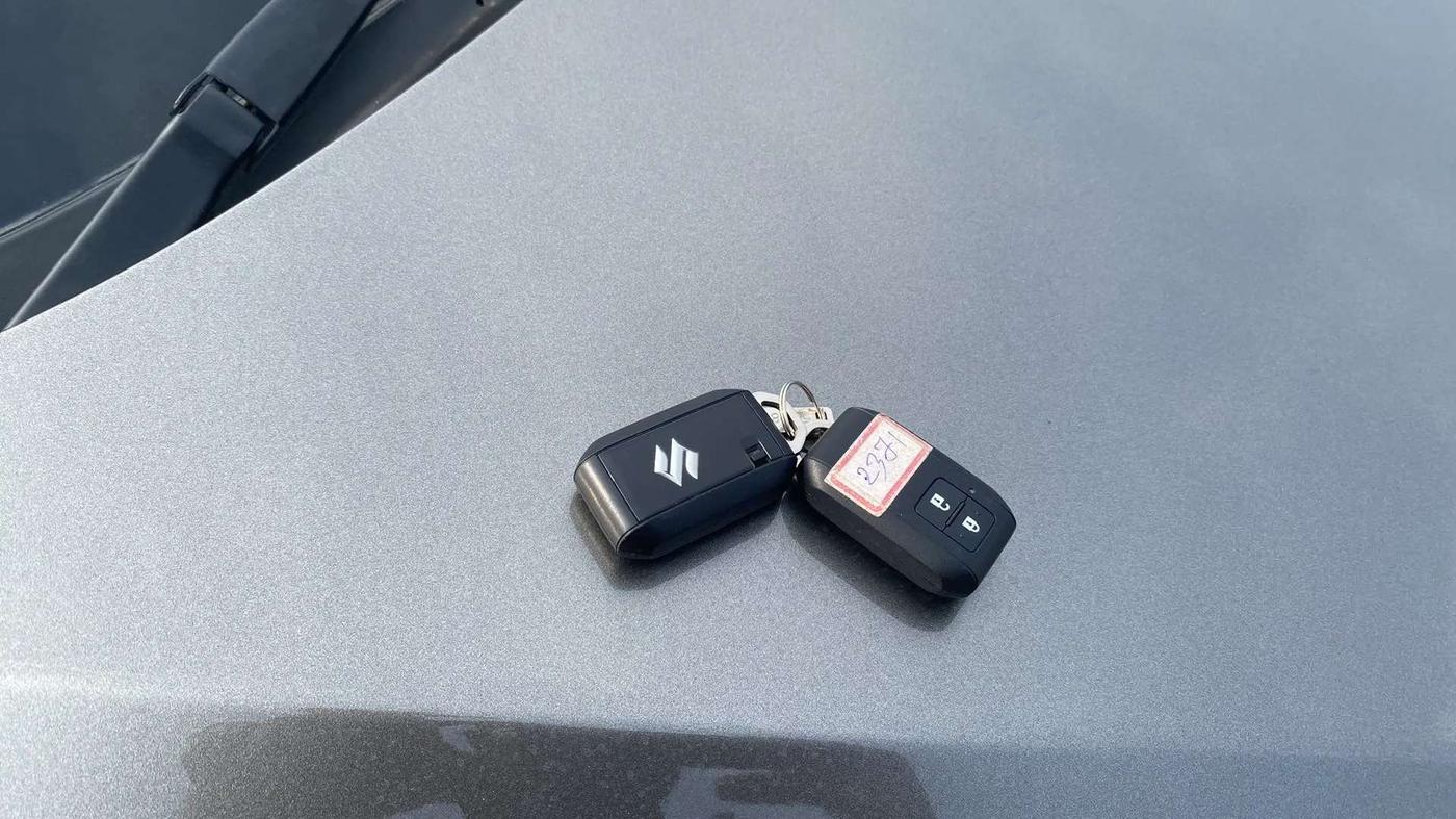 2019 Maruti Baleno ZETA PETROL 1.2, Petrol, Manual, 64,797 km, Key Close Up
