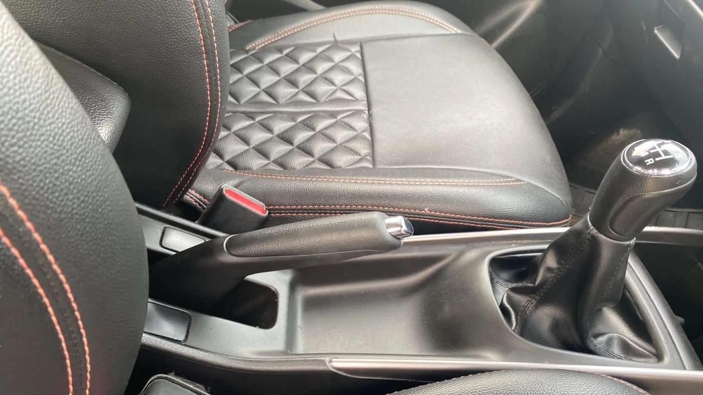 2019 Maruti Baleno ZETA PETROL 1.2, Petrol, Manual, 64,797 km, Gear Lever