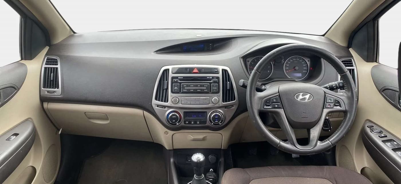 2013 Hyundai i20 SPORTZ 1.2, Petrol, Manual, 32,007 km, Dashboard
