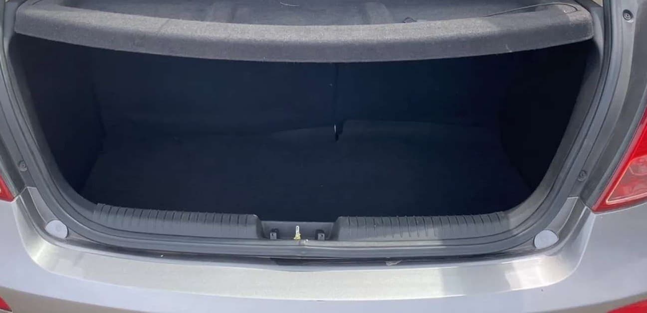 2013 Hyundai i20 SPORTZ 1.2, Petrol, Manual, 32,007 km, Boot Inside
