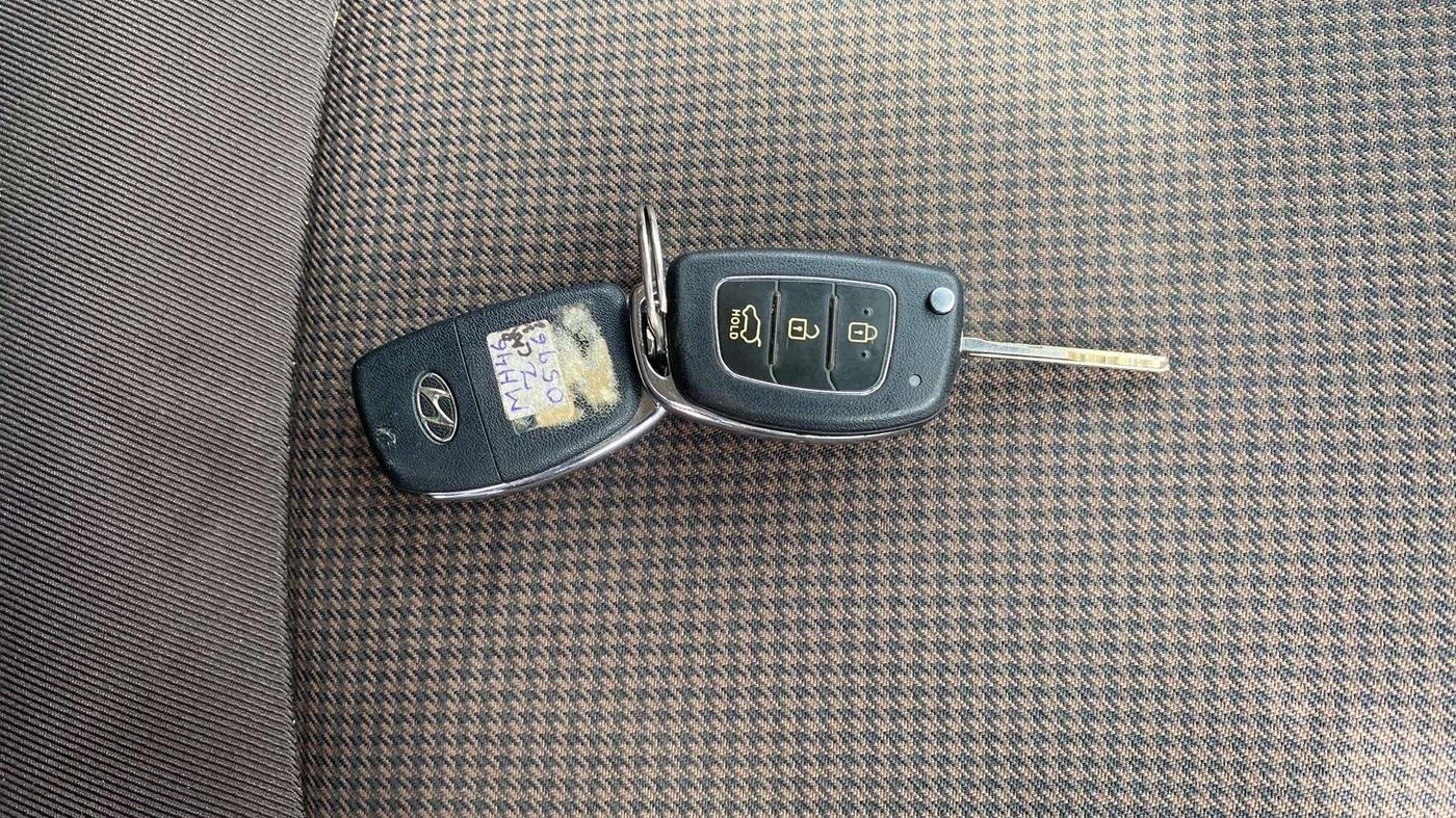 2013 Hyundai i20 SPORTZ 1.2, Petrol, Manual, 32,007 km, Key Close Up