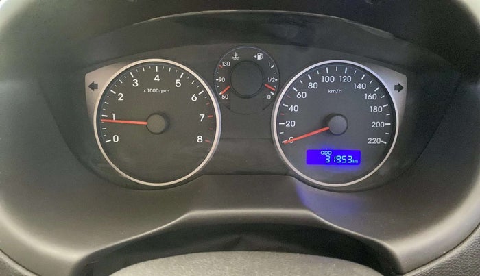 2013 Hyundai i20 SPORTZ 1.2, Petrol, Manual, 32,007 km, Odometer Image