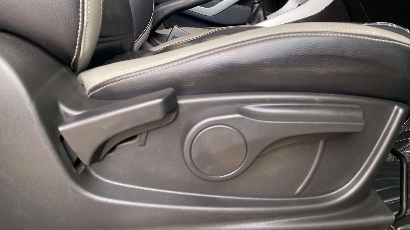 2019 MG HECTOR SUPER 2.0 DIESEL, Diesel, Manual, 39,788 km, Driver Side Adjustment Panel