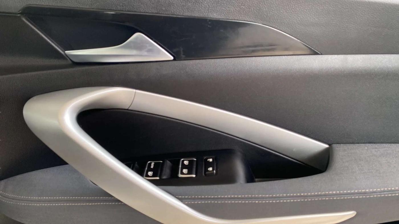 2019 MG HECTOR SUPER 2.0 DIESEL, Diesel, Manual, 39,788 km, Driver Side Door Panels Control
