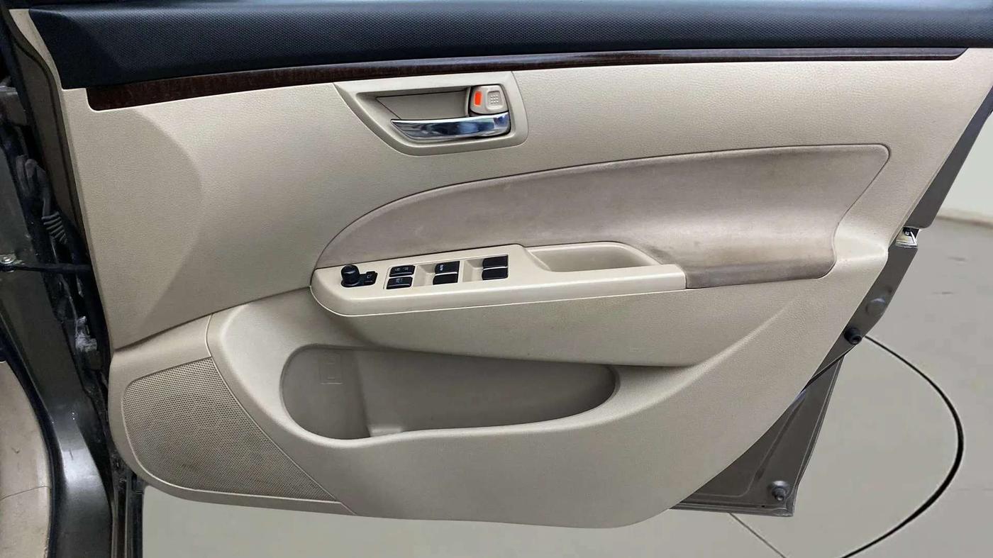 2016 Maruti Swift Dzire VXI, Petrol, Manual, 91,032 km, Driver Side Door Panels Control