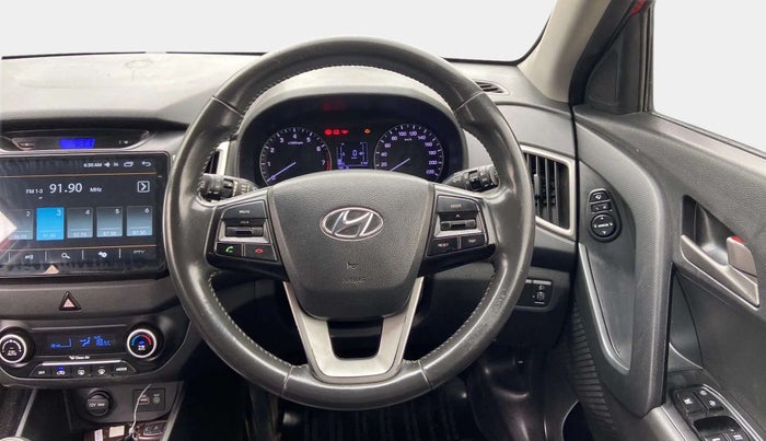 2017 Hyundai Creta SX PLUS 1.6 PETROL DUAL TONE, Petrol, Manual, 90,522 km, Steering Wheel Close Up