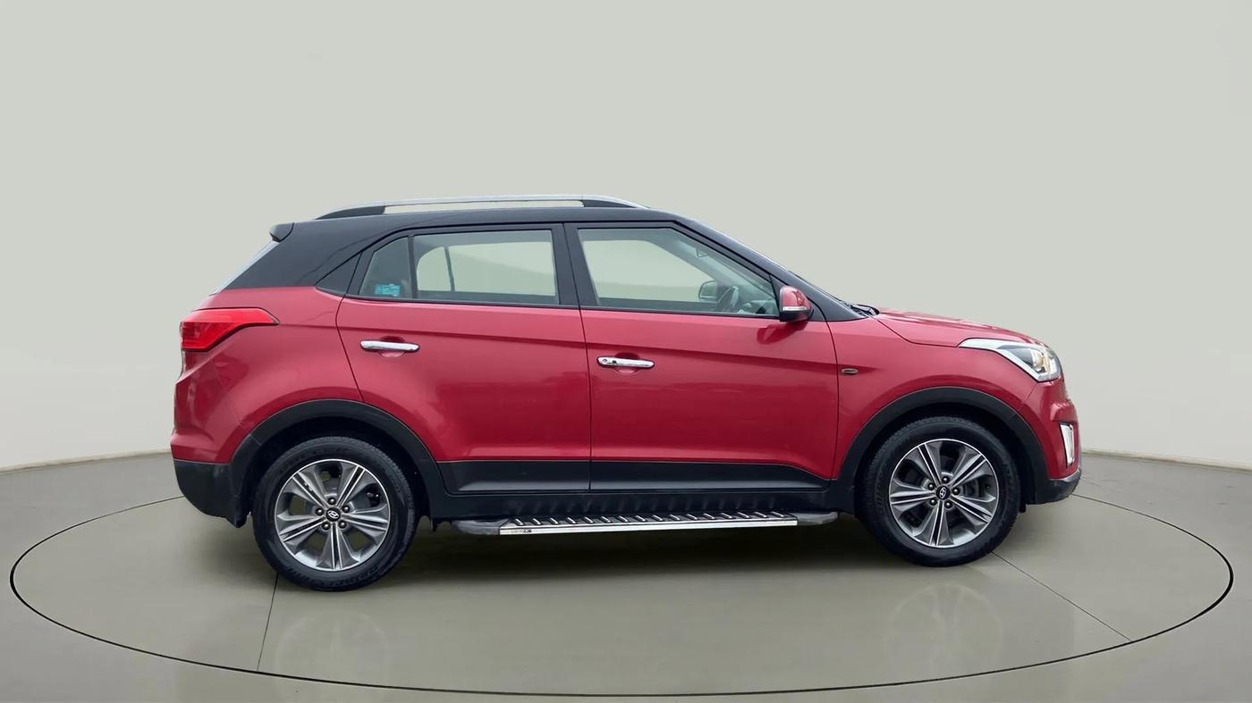 2017 Hyundai Creta SX PLUS 1.6 PETROL DUAL TONE, Petrol, Manual, 90,522 km, Right Side View
