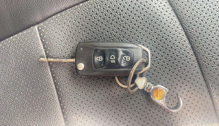 2017 Tata Tiago XZA PETROL, Petrol, Automatic, 43,688 km, Key Close Up