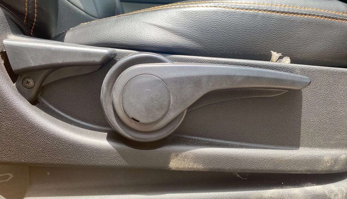 2017 Tata Tiago XZA PETROL, Petrol, Automatic, 43,688 km, Driver Side Adjustment Panel